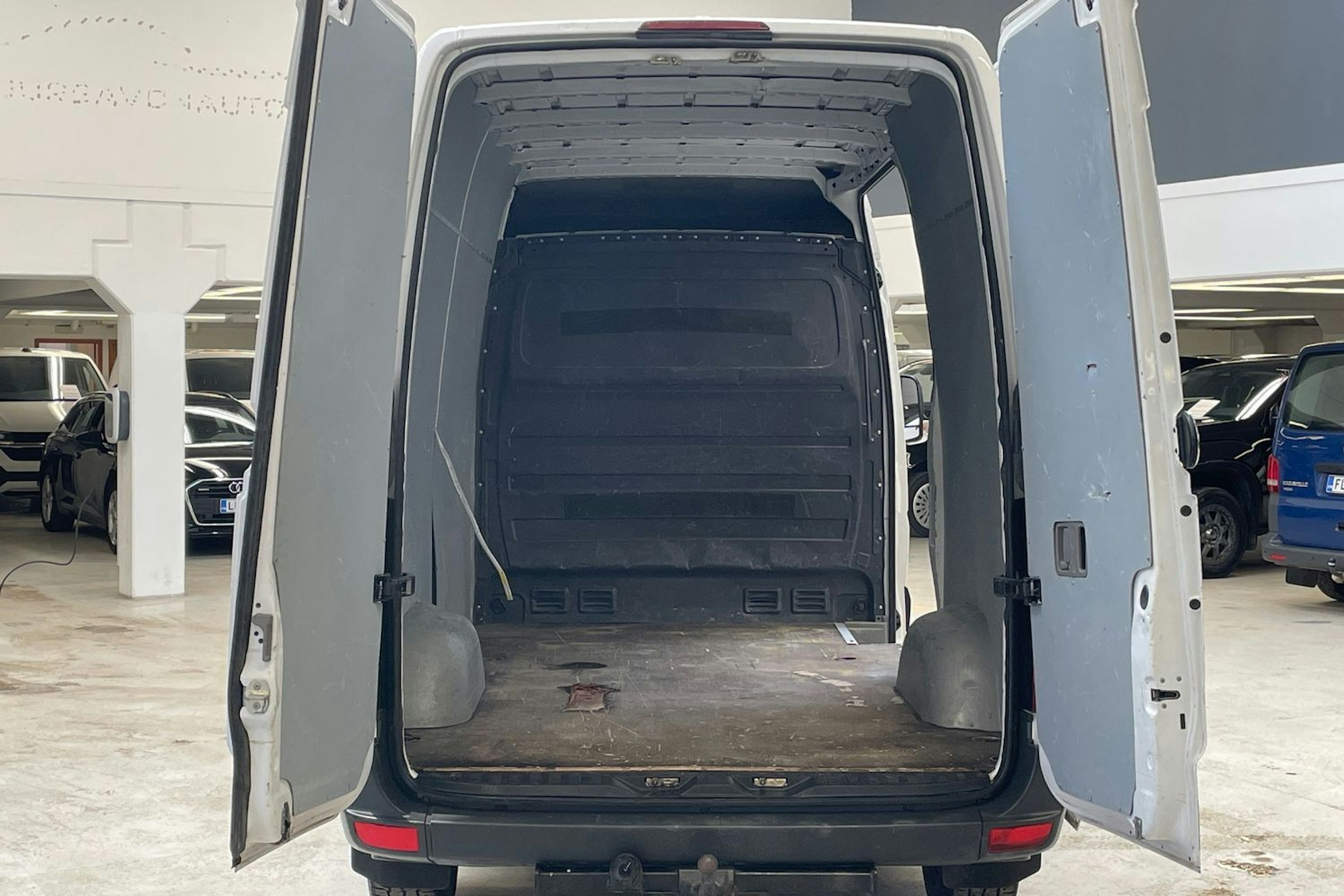 valkoinen Mercedes-Benz Sprinter 2016 kuva 15.