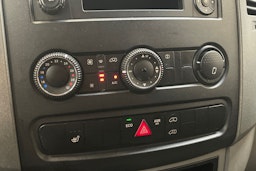 valkoinen Mercedes-Benz Sprinter 2016 kuva 18.