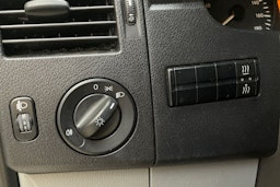 valkoinen Mercedes-Benz Sprinter 2016 kuva 19.