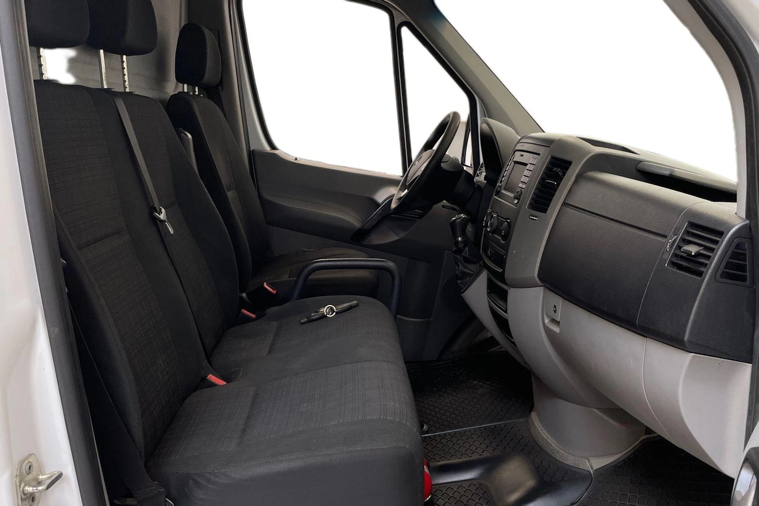 valkoinen Mercedes-Benz Sprinter 2016 kuva 11.