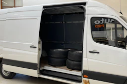 valkoinen Mercedes-Benz Sprinter 2016 kuva 13.