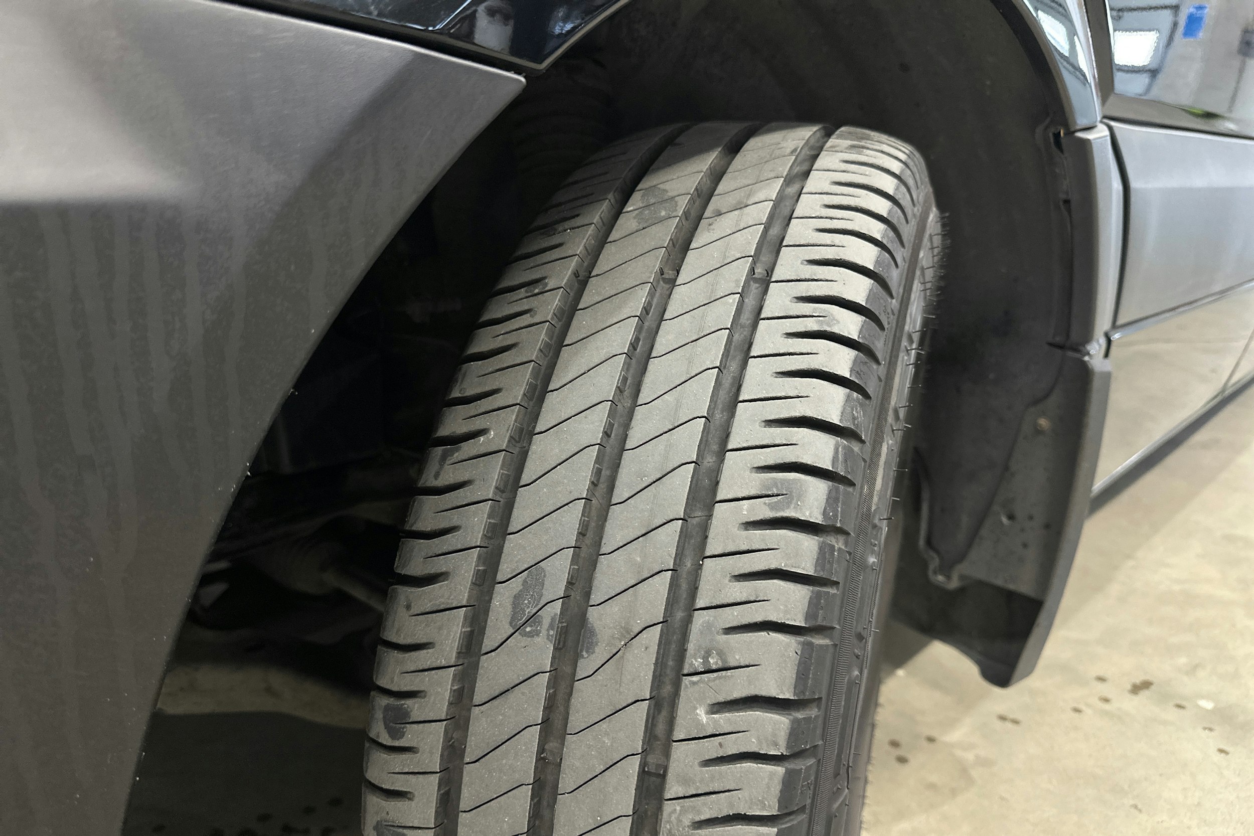 musta Mercedes-Benz Sprinter 2016 kuva 17.