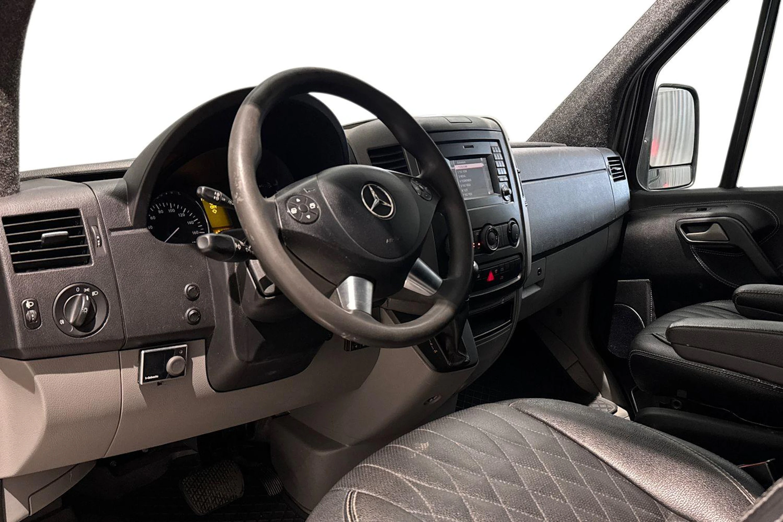 harmaa Mercedes-Benz Sprinter 2016 kuva 8.
