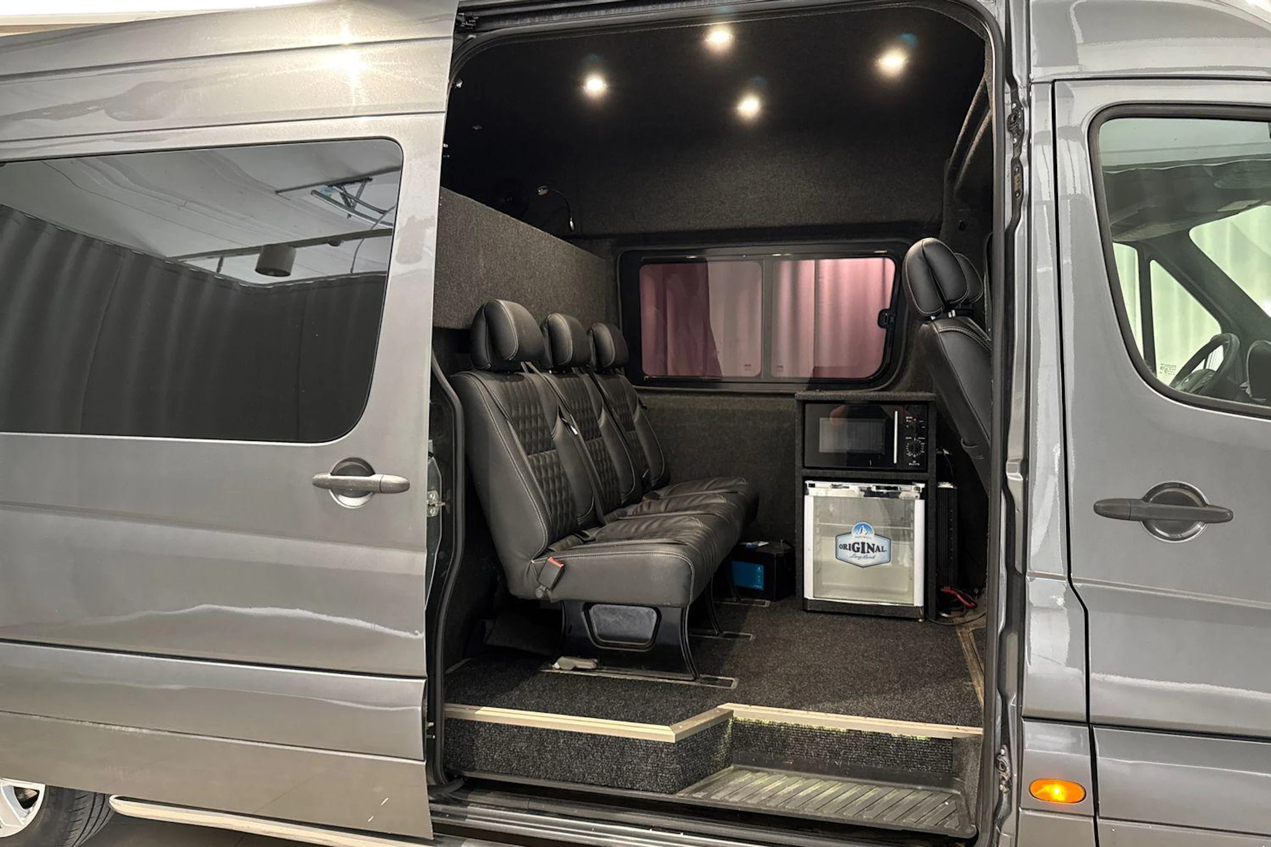 harmaa Mercedes-Benz Sprinter 2016 kuva 11.