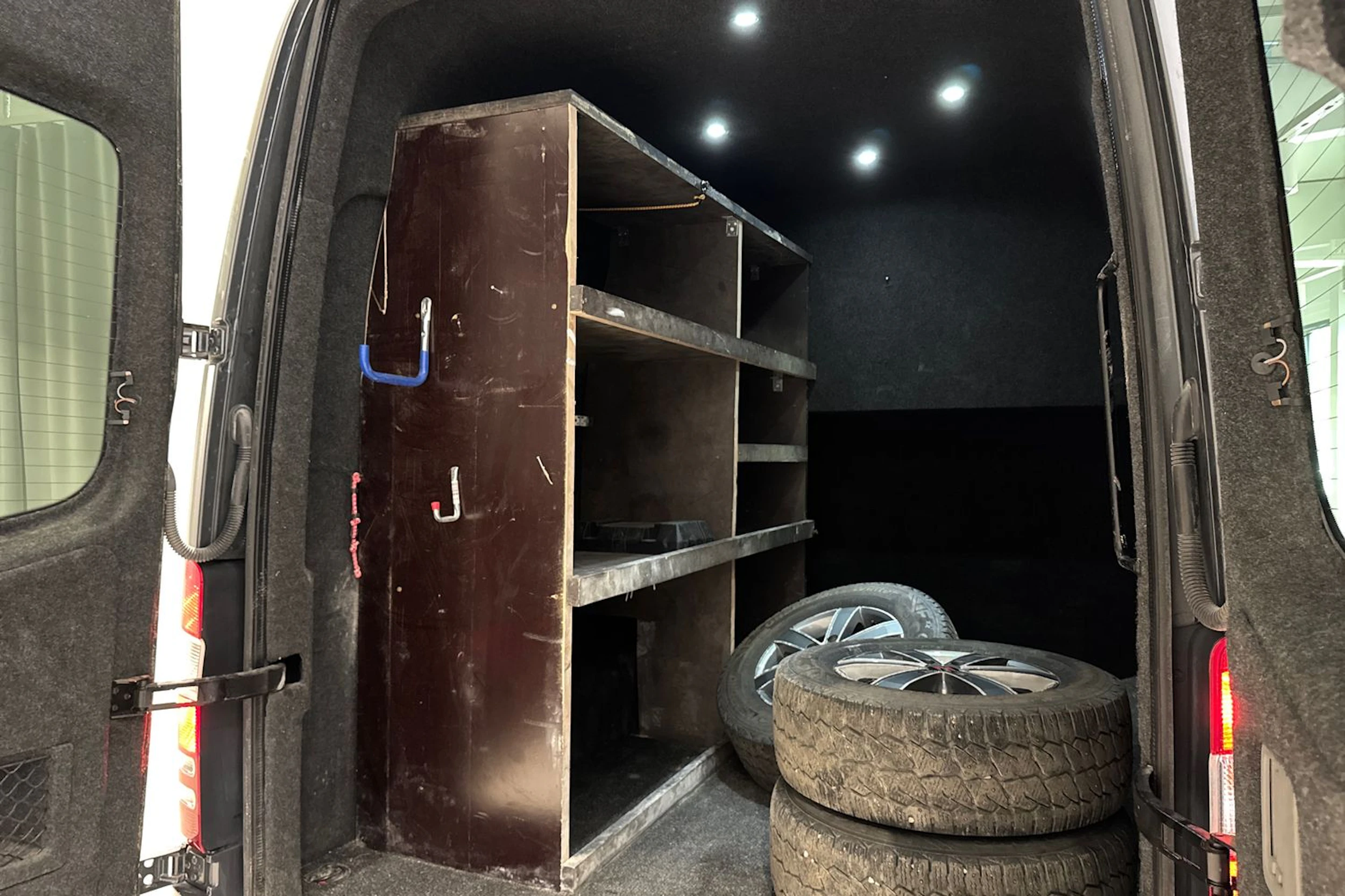 harmaa Mercedes-Benz Sprinter 2016 kuva 17.