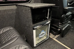harmaa Mercedes-Benz Sprinter 2016 kuva 21.