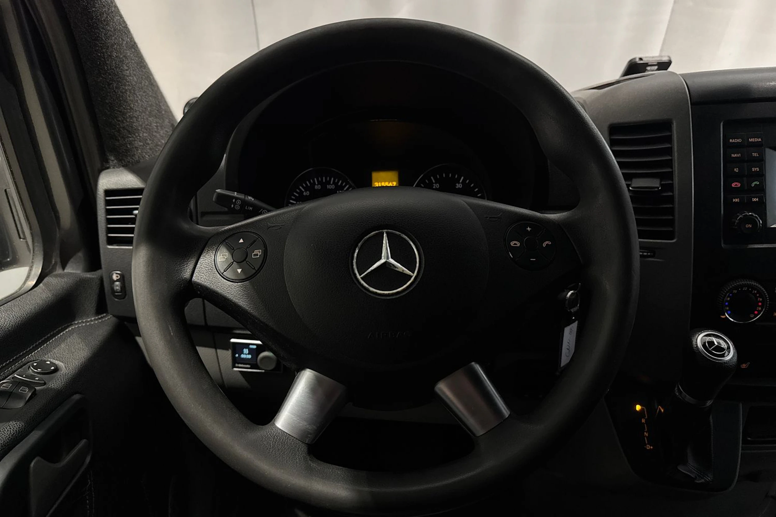 harmaa Mercedes-Benz Sprinter 2016 kuva 24.