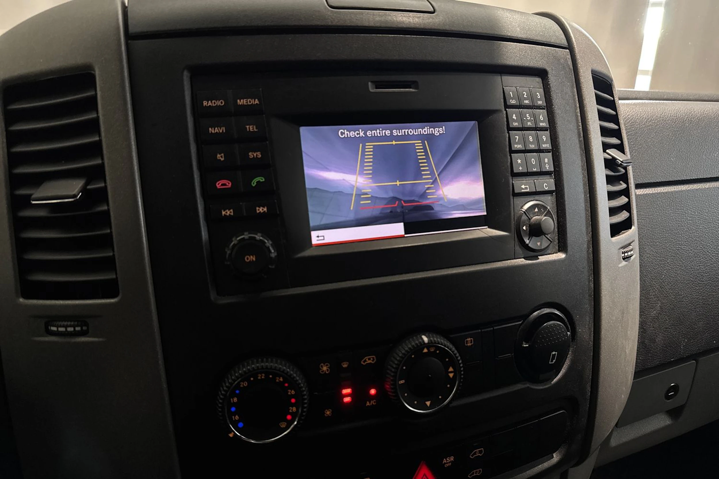 harmaa Mercedes-Benz Sprinter 2016 kuva 28.