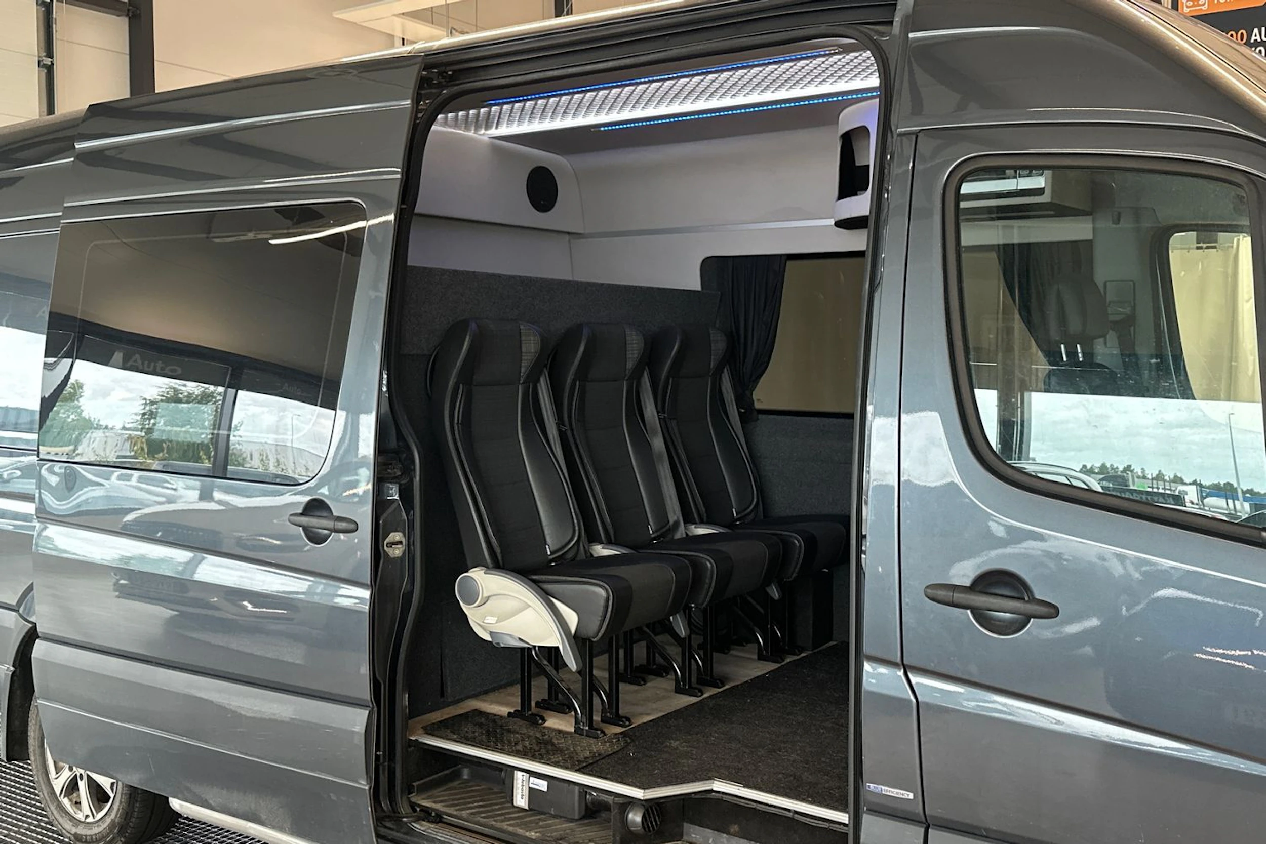 harmaa Mercedes-Benz Sprinter 2016 kuva 4.