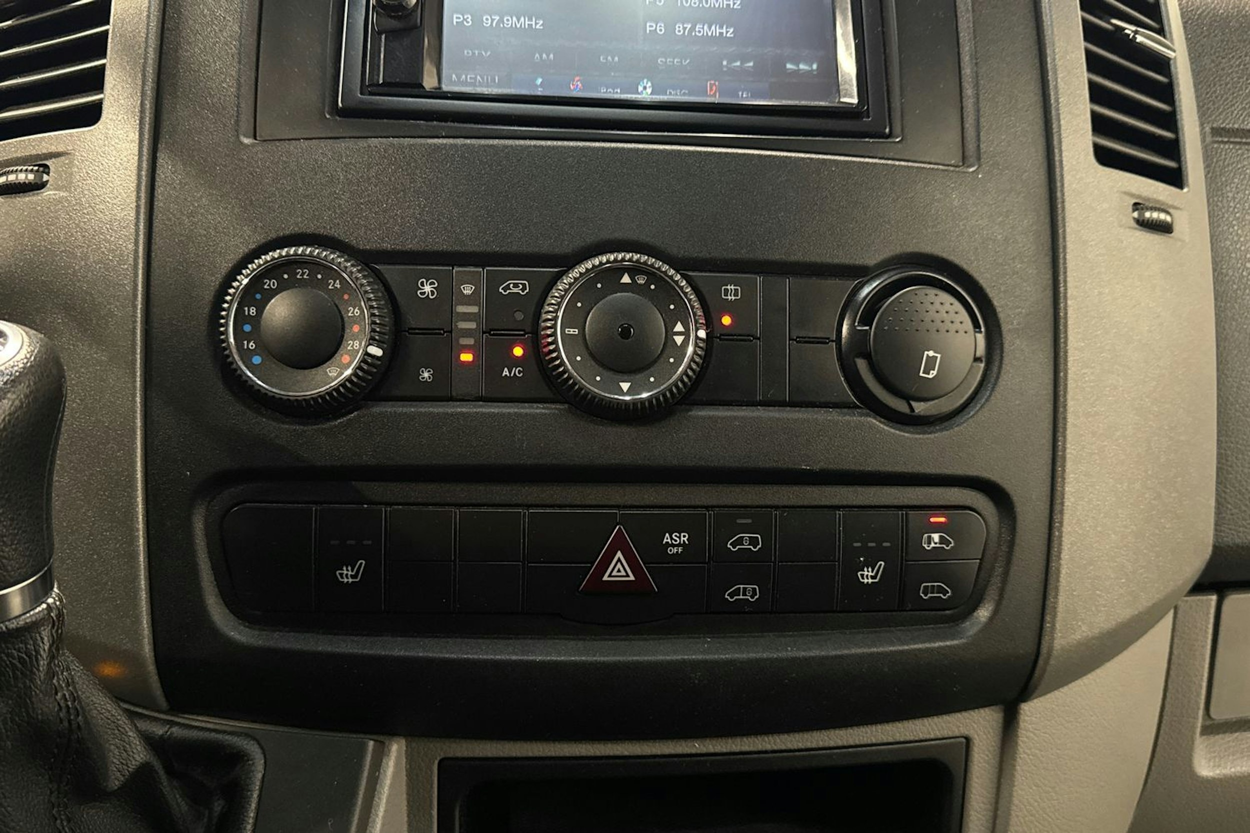 harmaa Mercedes-Benz Sprinter 2016 kuva 22.