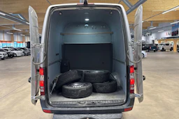 harmaa Mercedes-Benz Sprinter 2016 kuva 9.