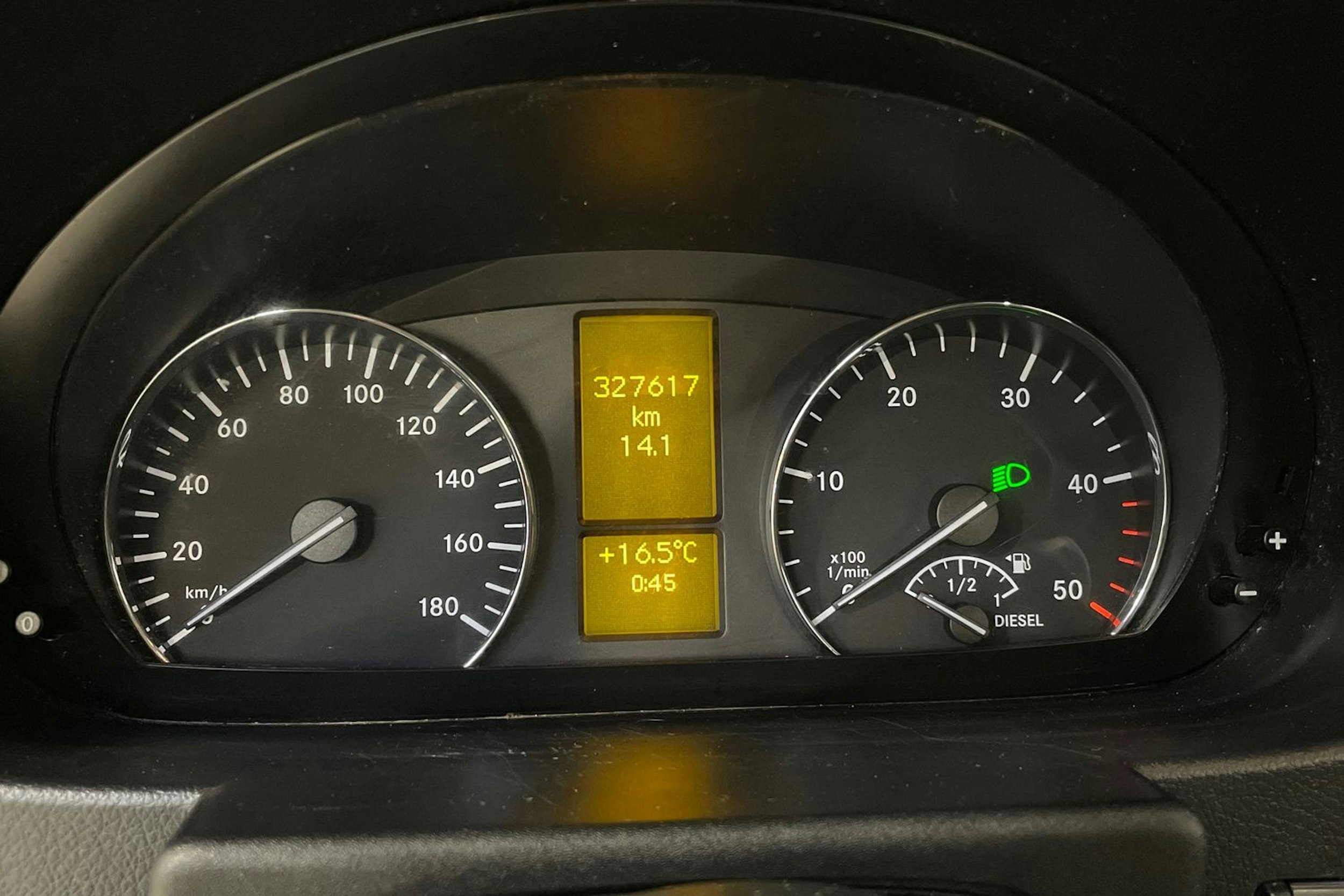 harmaa Mercedes-Benz Sprinter 2016 kuva 24.