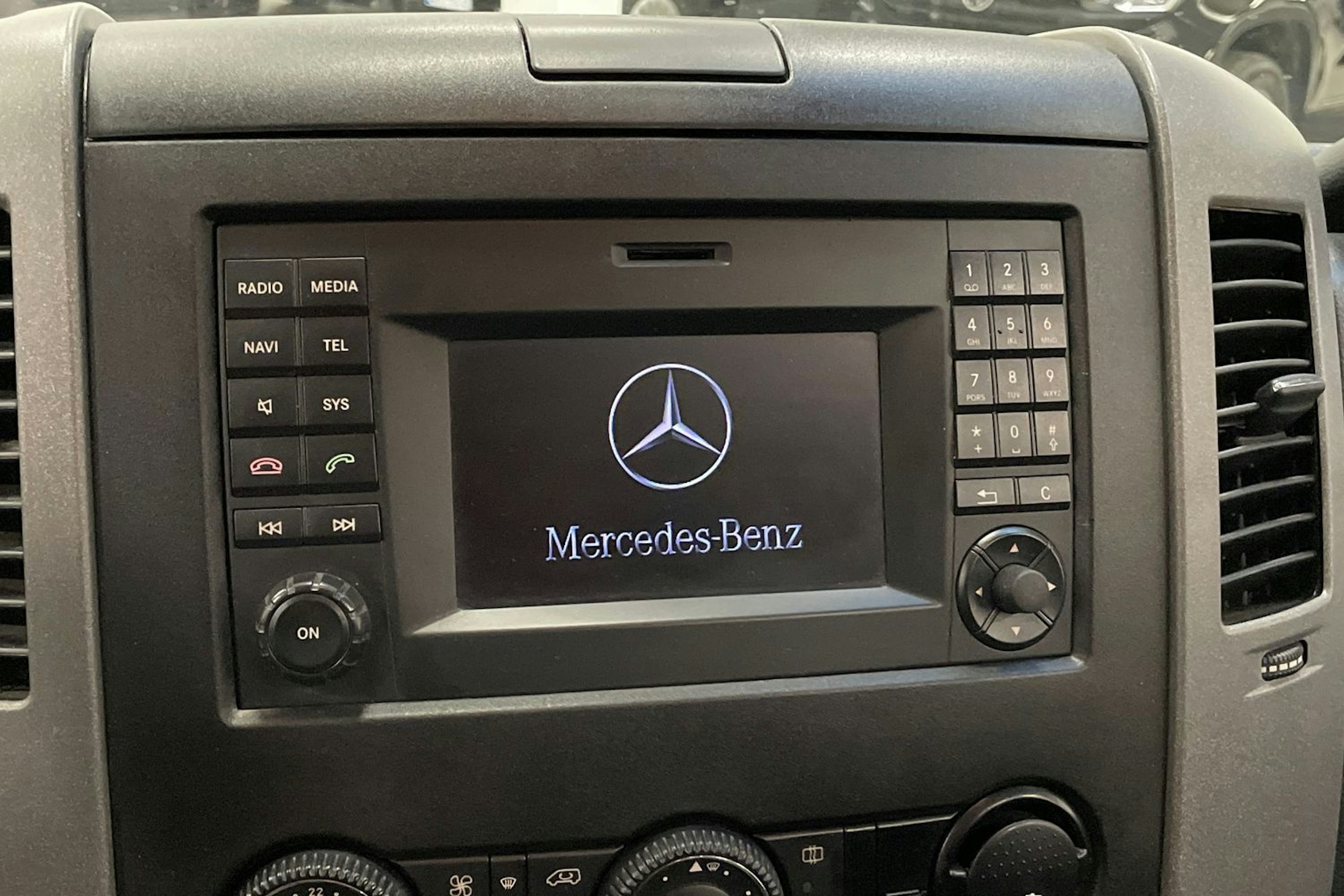 harmaa Mercedes-Benz Sprinter 2016 kuva 26.