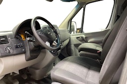 valkoinen Mercedes-Benz Sprinter 2016 kuva 8.