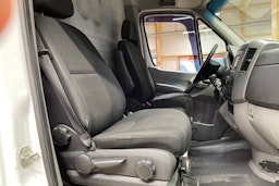 valkoinen Mercedes-Benz Sprinter 2016 kuva 17.