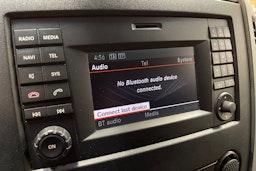 valkoinen Mercedes-Benz Sprinter 2016 kuva 40.