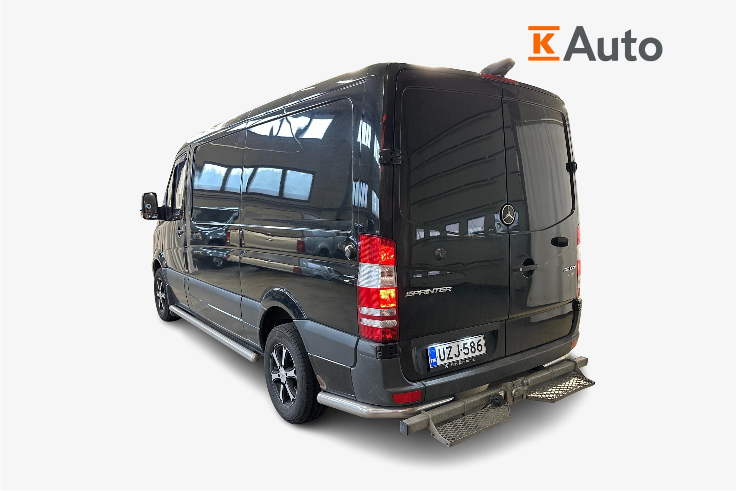 musta Mercedes-Benz Sprinter 2016 kuva 2.