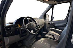 musta Mercedes-Benz Sprinter 2016 kuva 3.