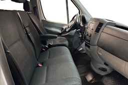 valkoinen Mercedes-Benz Sprinter 2016 kuva 3.