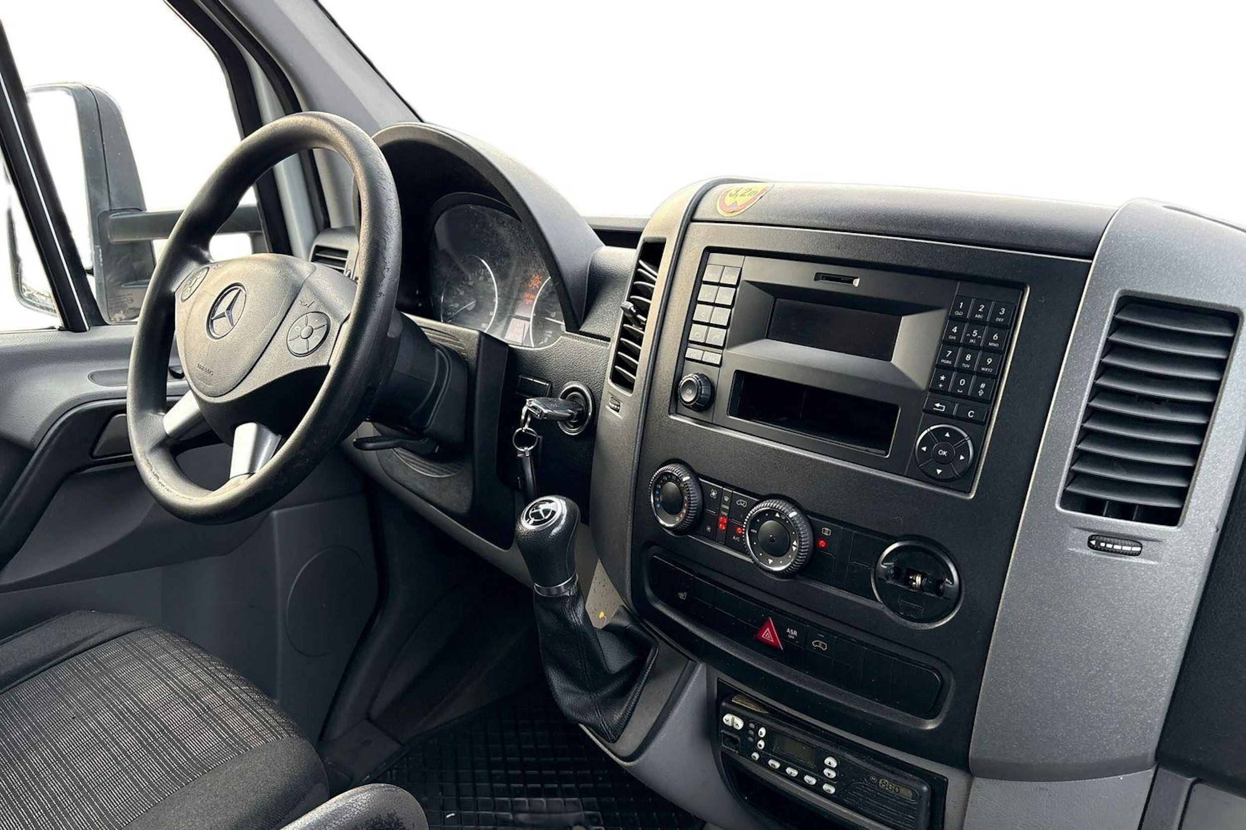 valkoinen Mercedes-Benz Sprinter 2016 kuva 11.