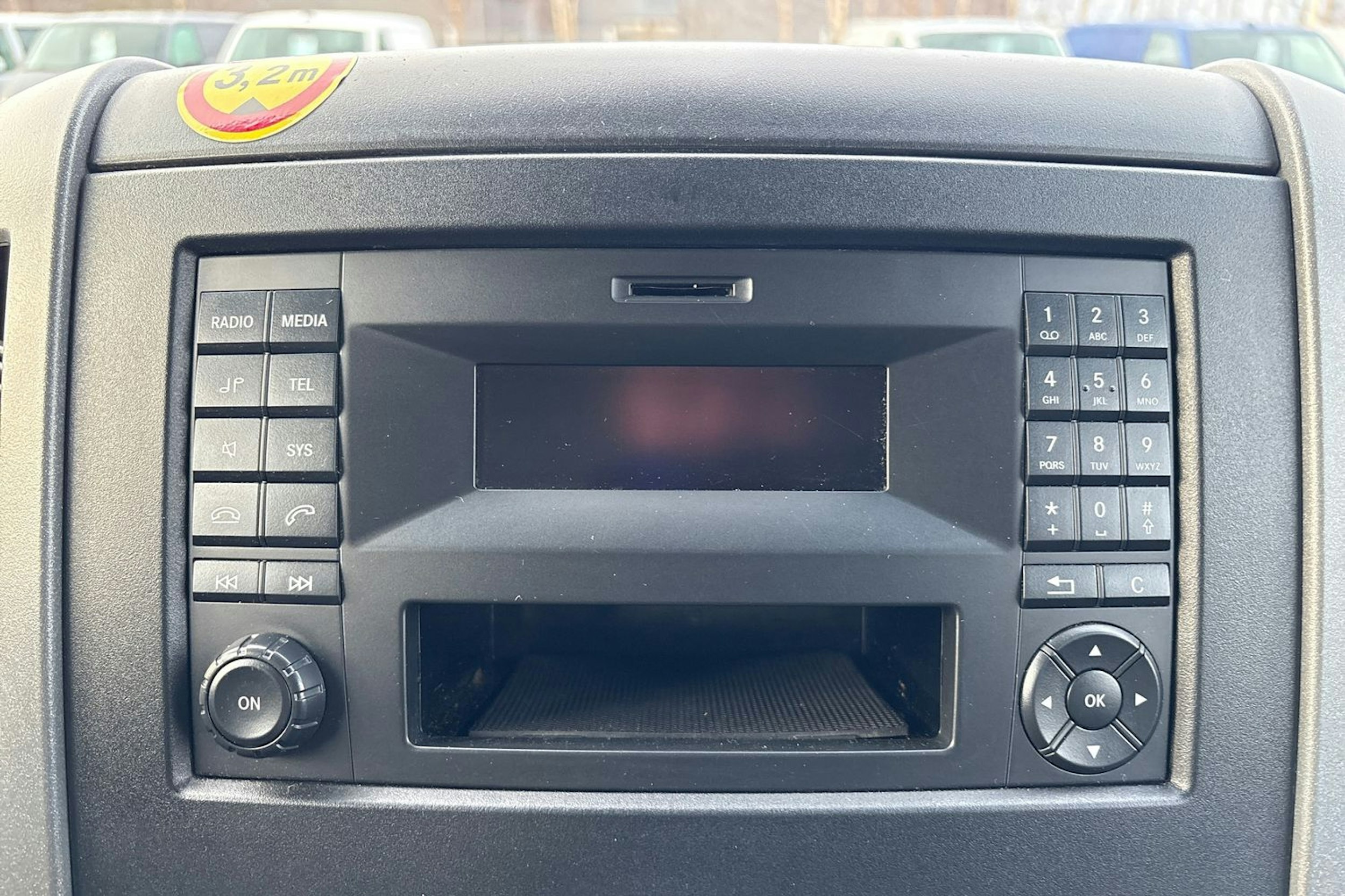 valkoinen Mercedes-Benz Sprinter 2016 kuva 18.