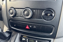 valkoinen Mercedes-Benz Sprinter 2016 kuva 19.