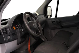 musta Mercedes-Benz Sprinter 2016 kuva 6.