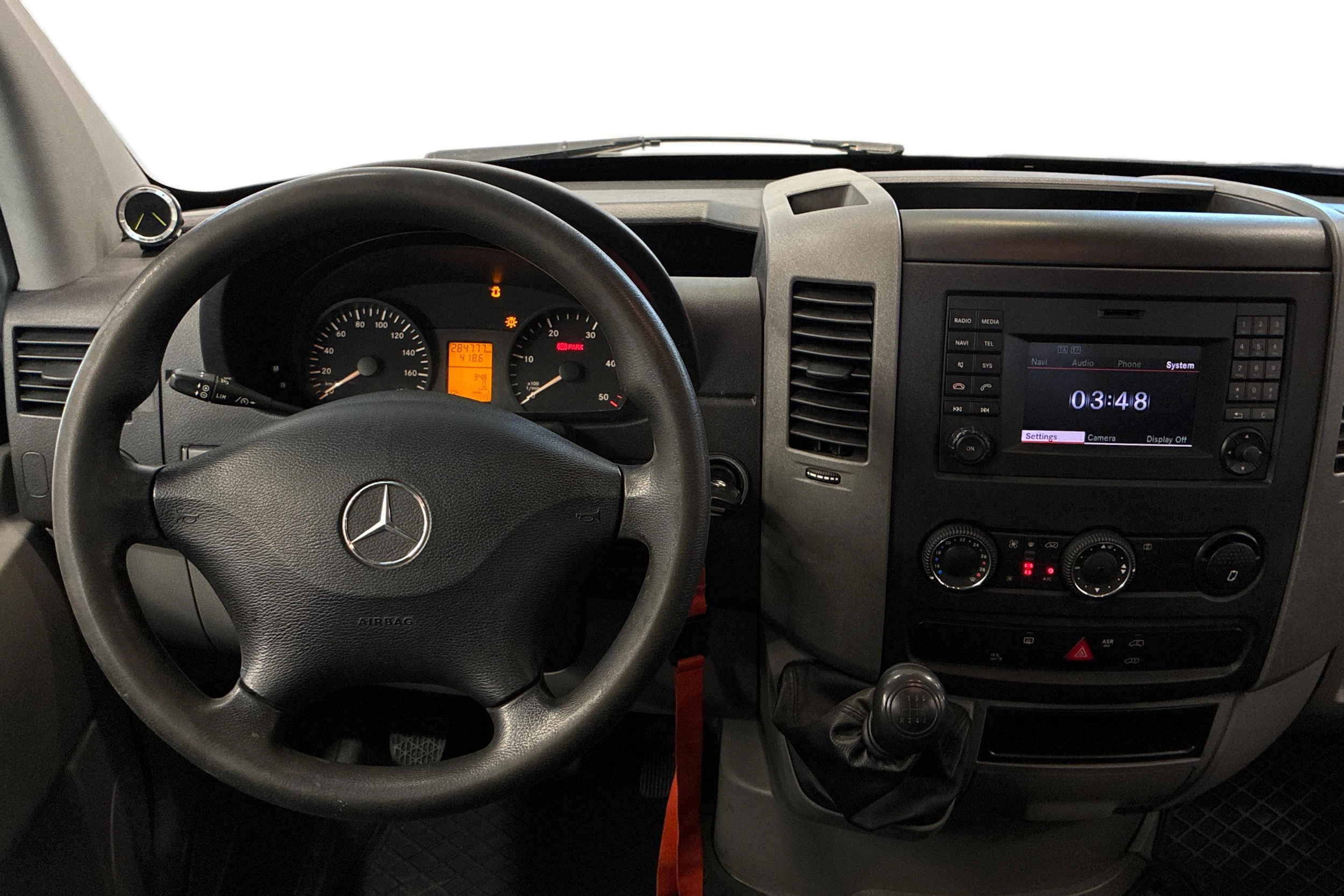 musta Mercedes-Benz Sprinter 2016 kuva 8.