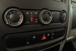musta Mercedes-Benz Sprinter 2016 kuva 12.