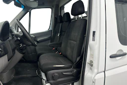 valkoinen Mercedes-Benz Sprinter 2016 kuva 8.