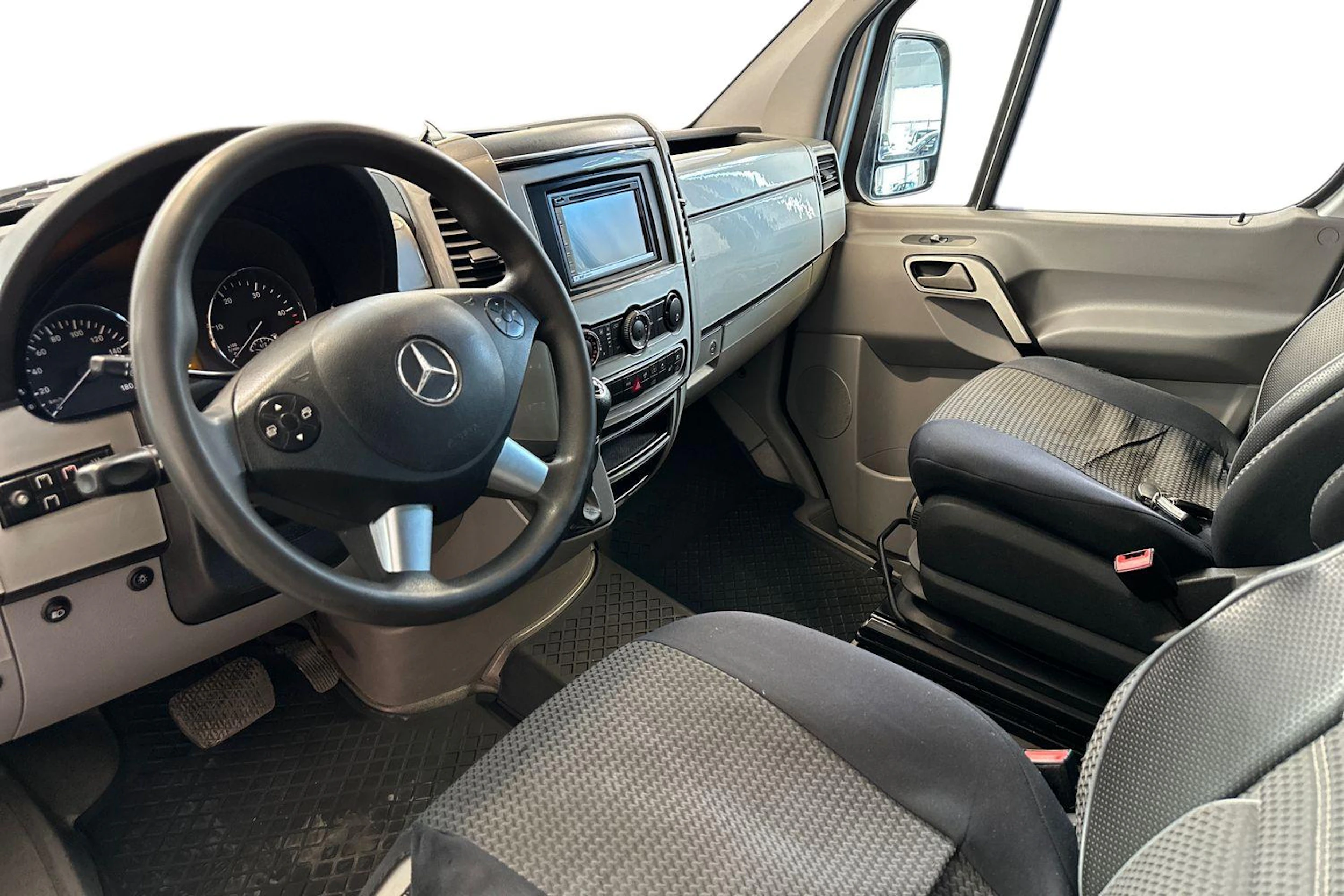 Hopea Mercedes-Benz SPRINTER 2016 kuva 8.