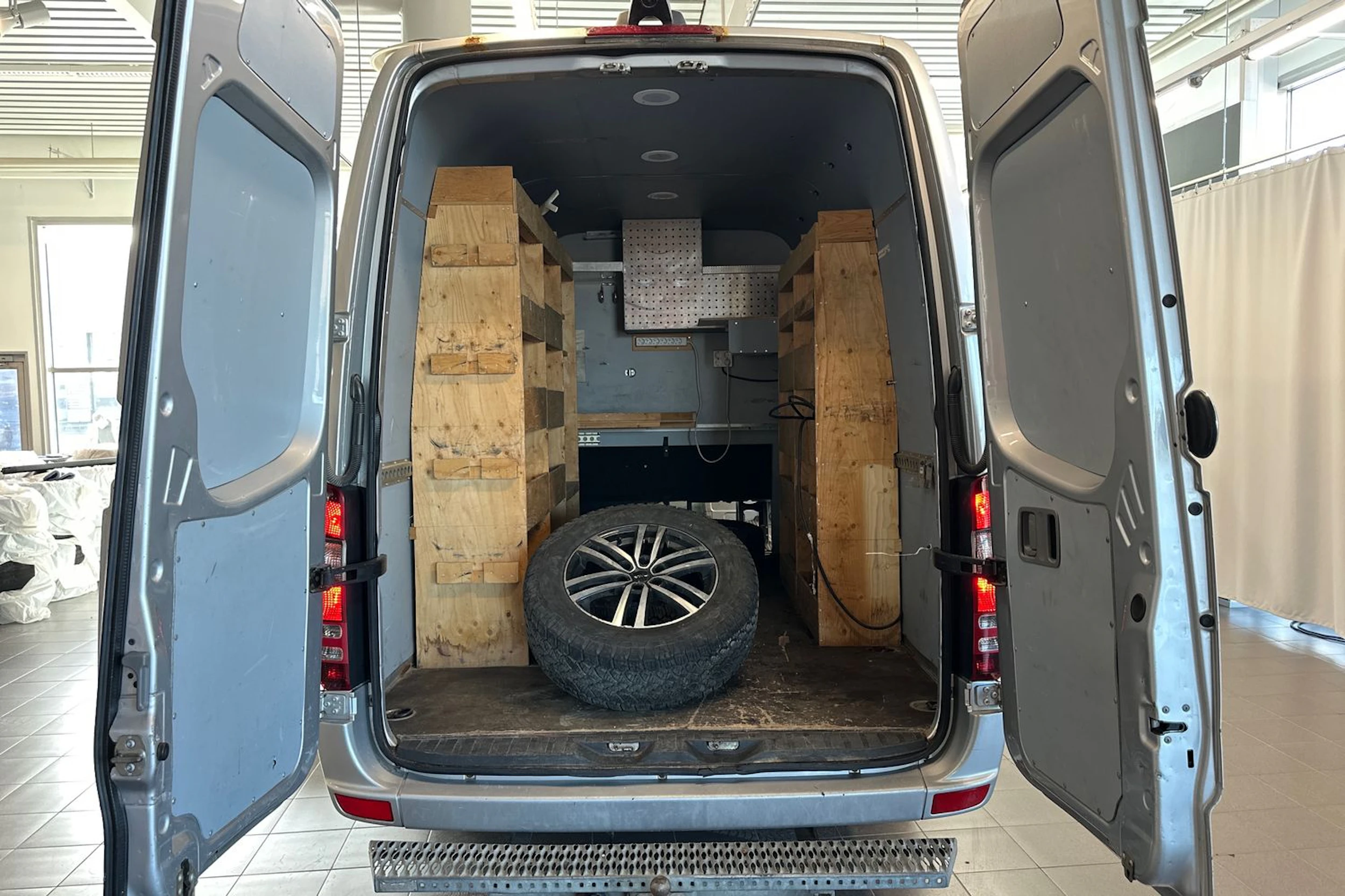 Hopea Mercedes-Benz SPRINTER 2016 kuva 15.