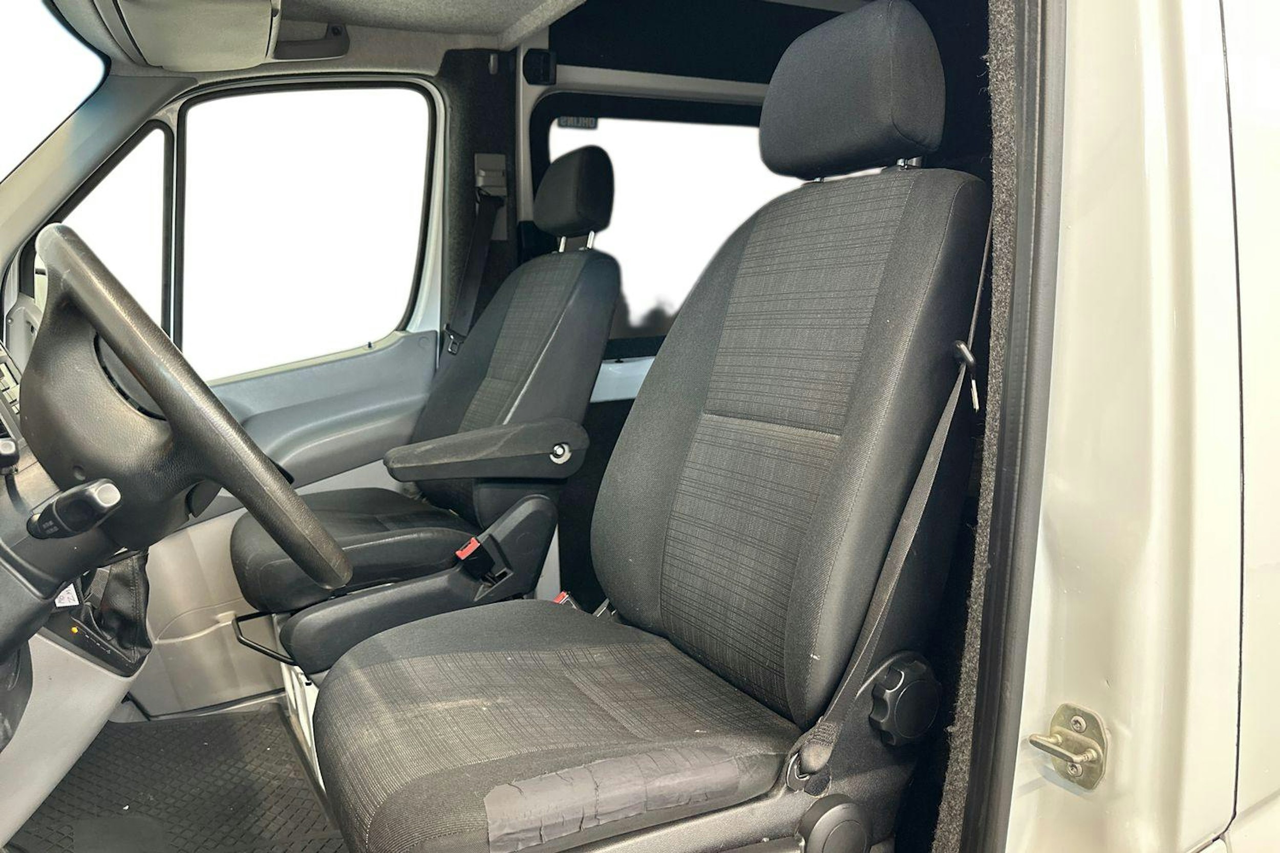 valkoinen Mercedes-Benz Sprinter 2016 kuva 9.