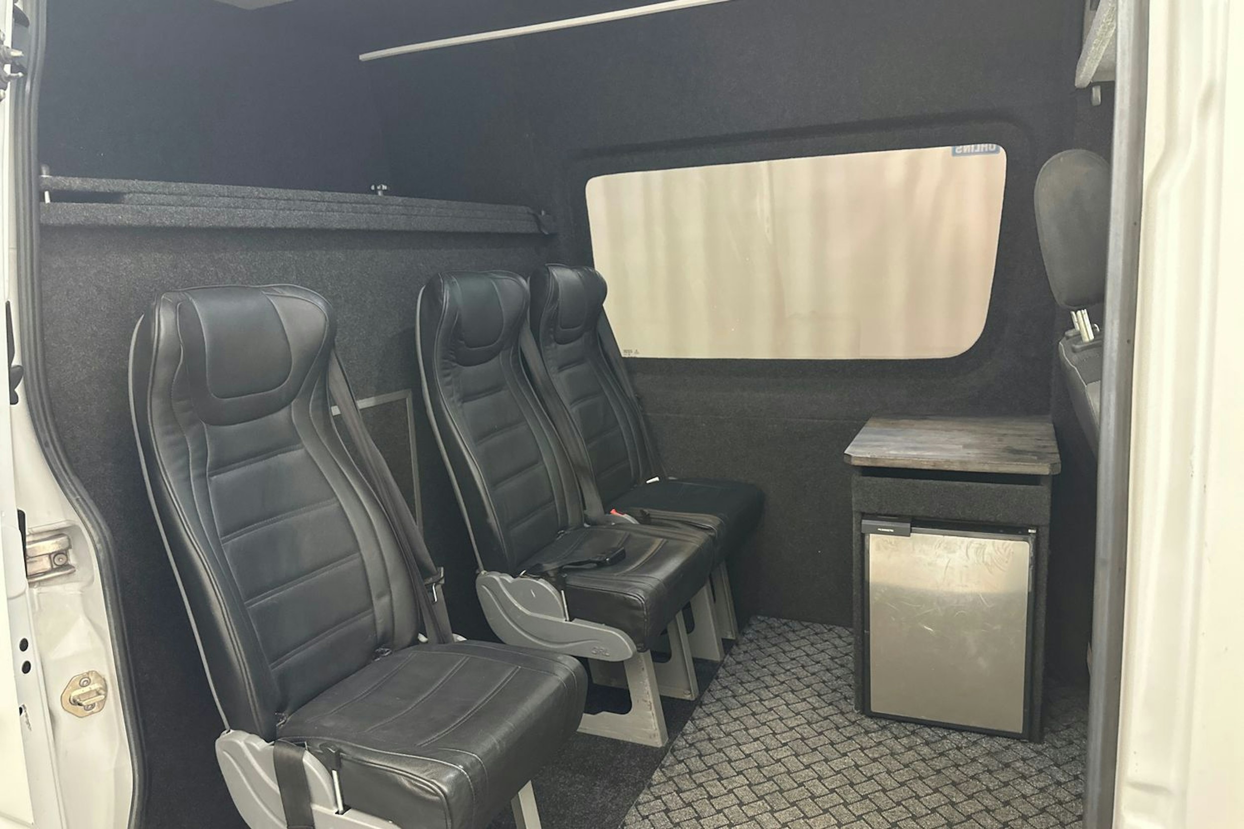valkoinen Mercedes-Benz Sprinter 2016 kuva 18.