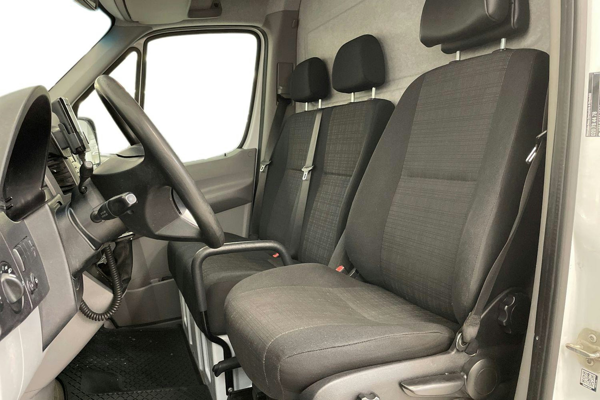 valkoinen Mercedes-Benz Sprinter 2016 kuva 9.