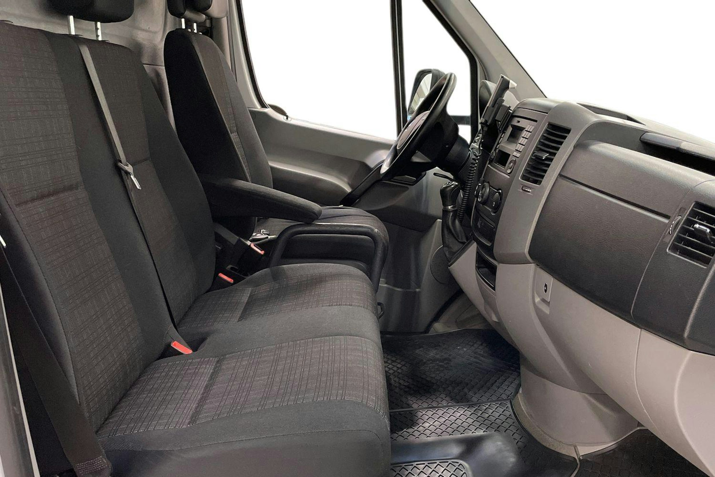 valkoinen Mercedes-Benz Sprinter 2016 kuva 11.