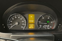 valkoinen Mercedes-Benz Sprinter 2016 kuva 18.