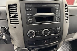 valkoinen Mercedes-Benz Sprinter 2017 kuva 12.