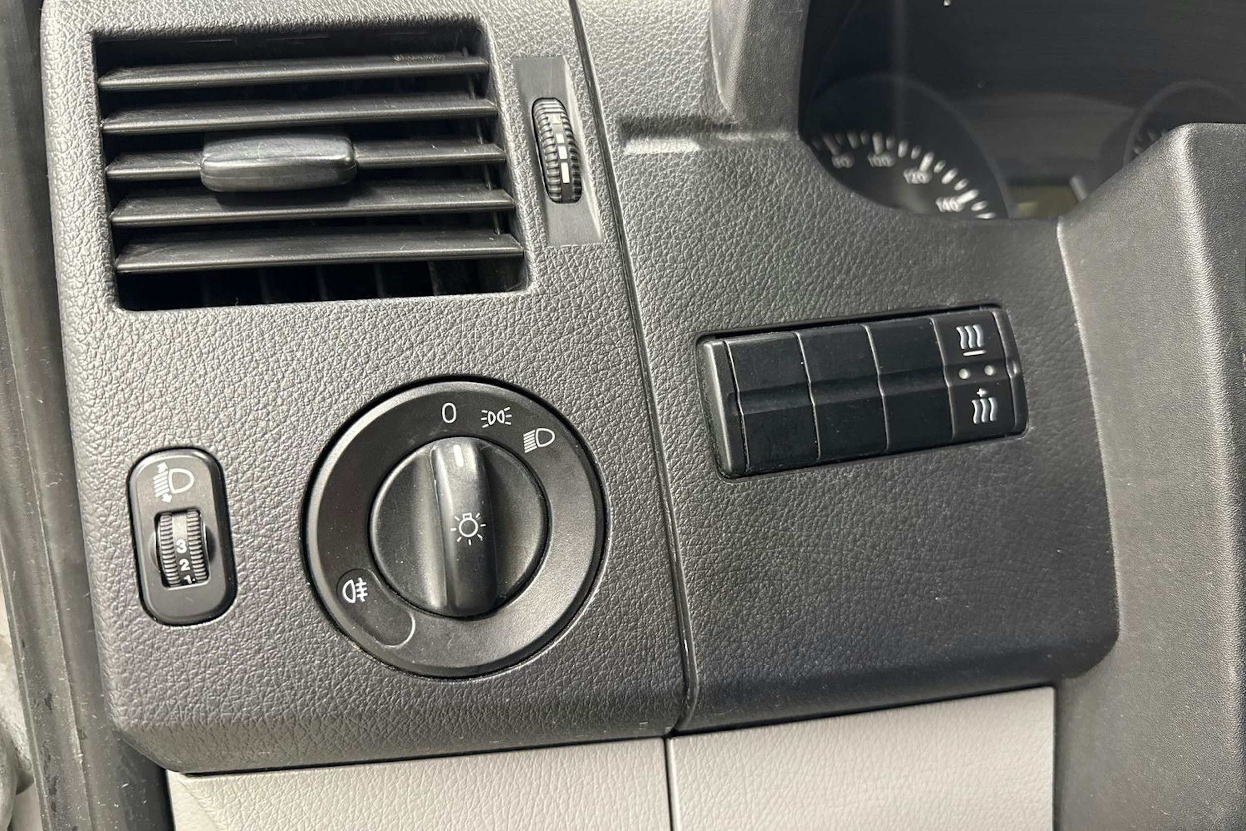 valkoinen Mercedes-Benz Sprinter 2017 kuva 13.