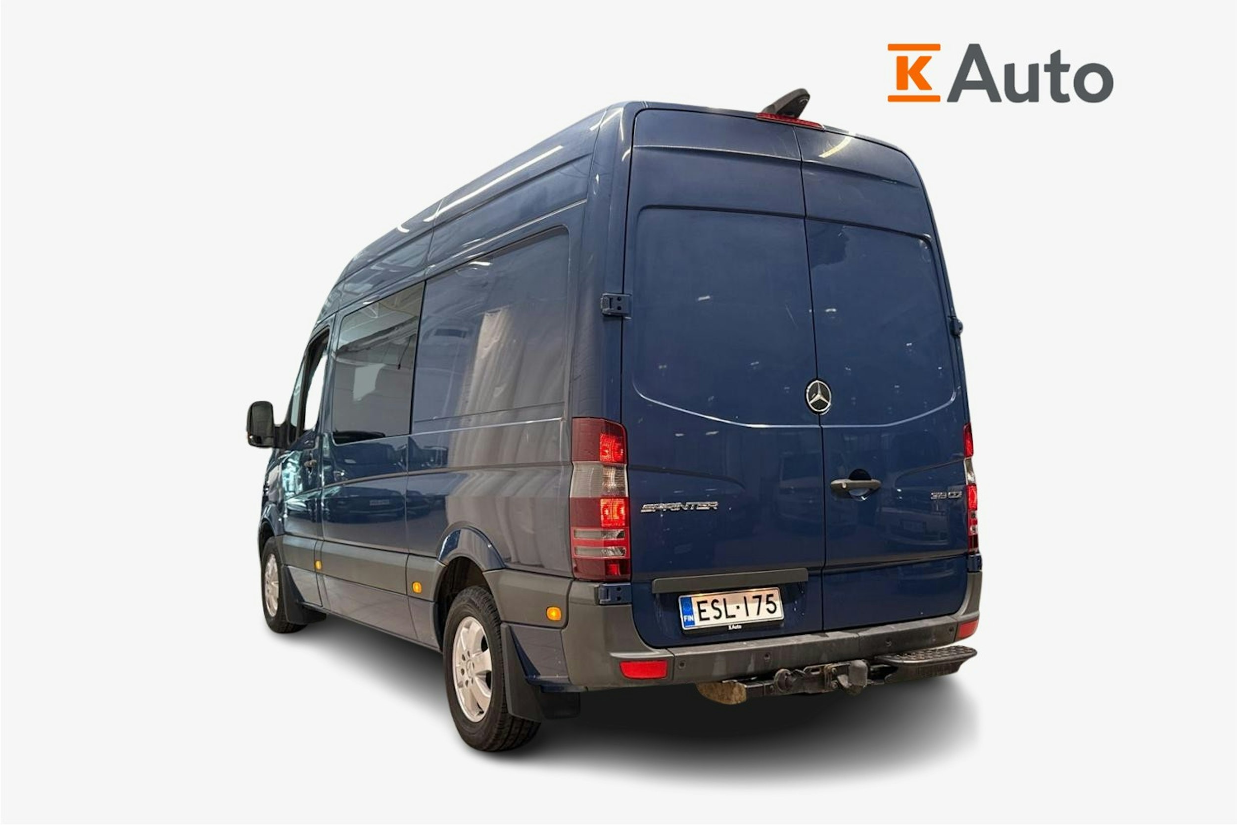 sininen Mercedes-Benz Sprinter 2017 kuva 2.