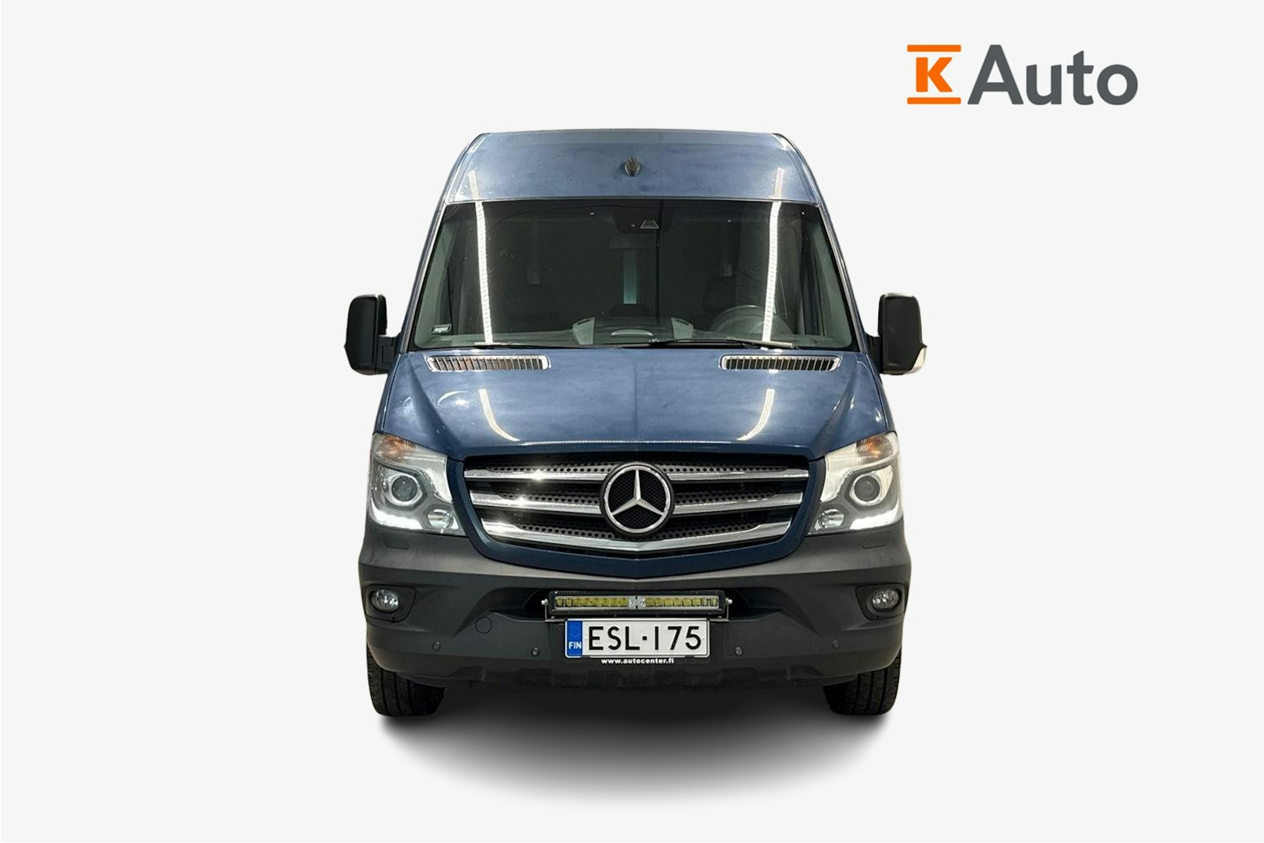 sininen Mercedes-Benz Sprinter 2017 kuva 5.