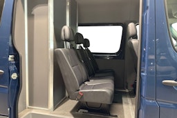 sininen Mercedes-Benz Sprinter 2017 kuva 10.