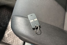 sininen Mercedes-Benz Sprinter 2017 kuva 27.