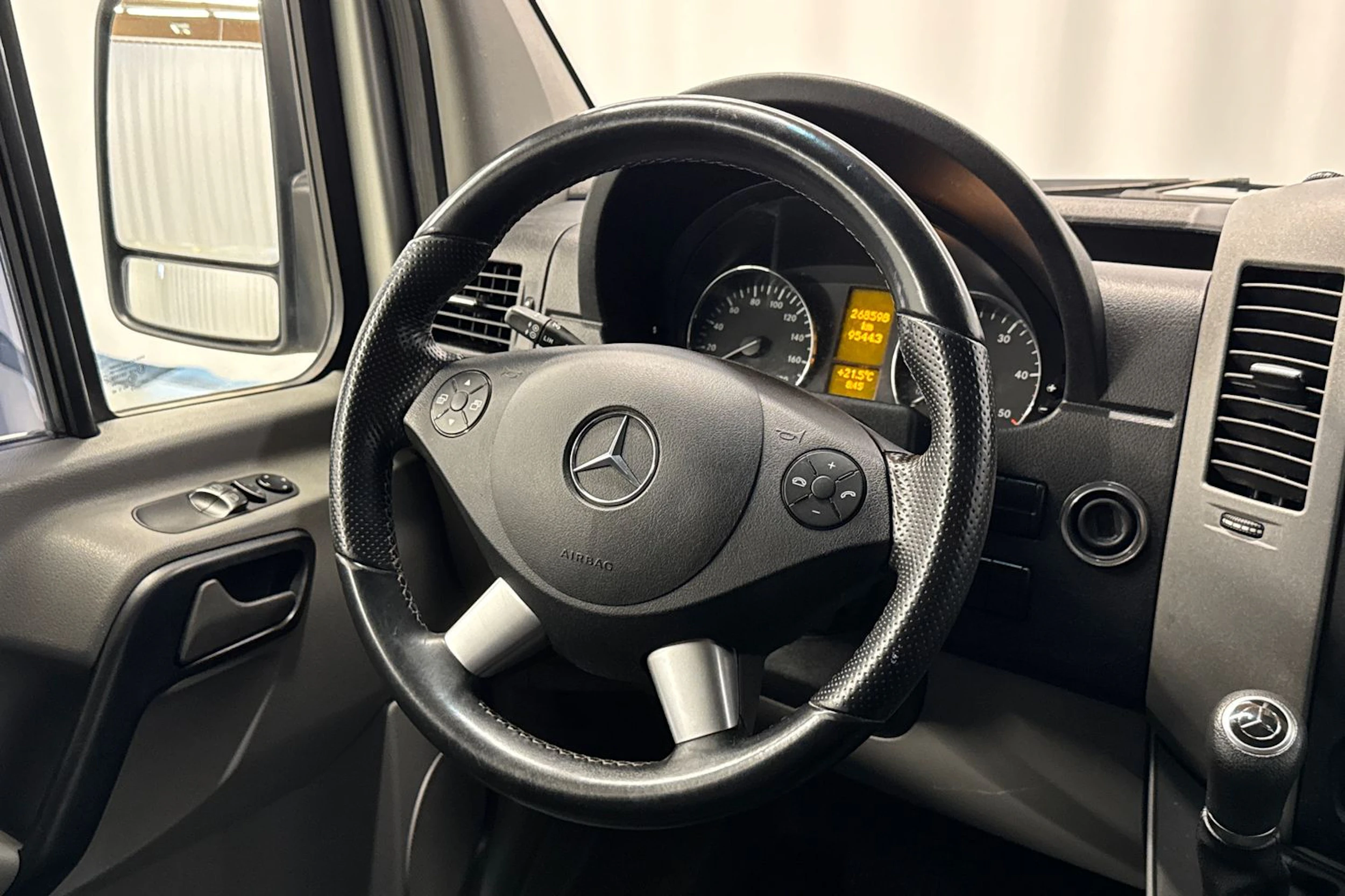 hopea Mercedes-Benz Sprinter 2017 kuva 13.