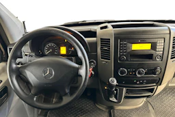 musta Mercedes-Benz Sprinter 2017 kuva 7.