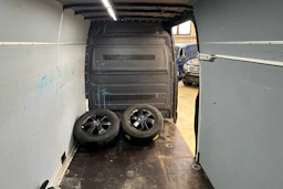 musta Mercedes-Benz Sprinter 2017 kuva 12.