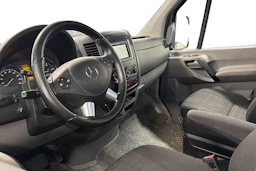 harmaa Mercedes-Benz Sprinter 2017 kuva 3.
