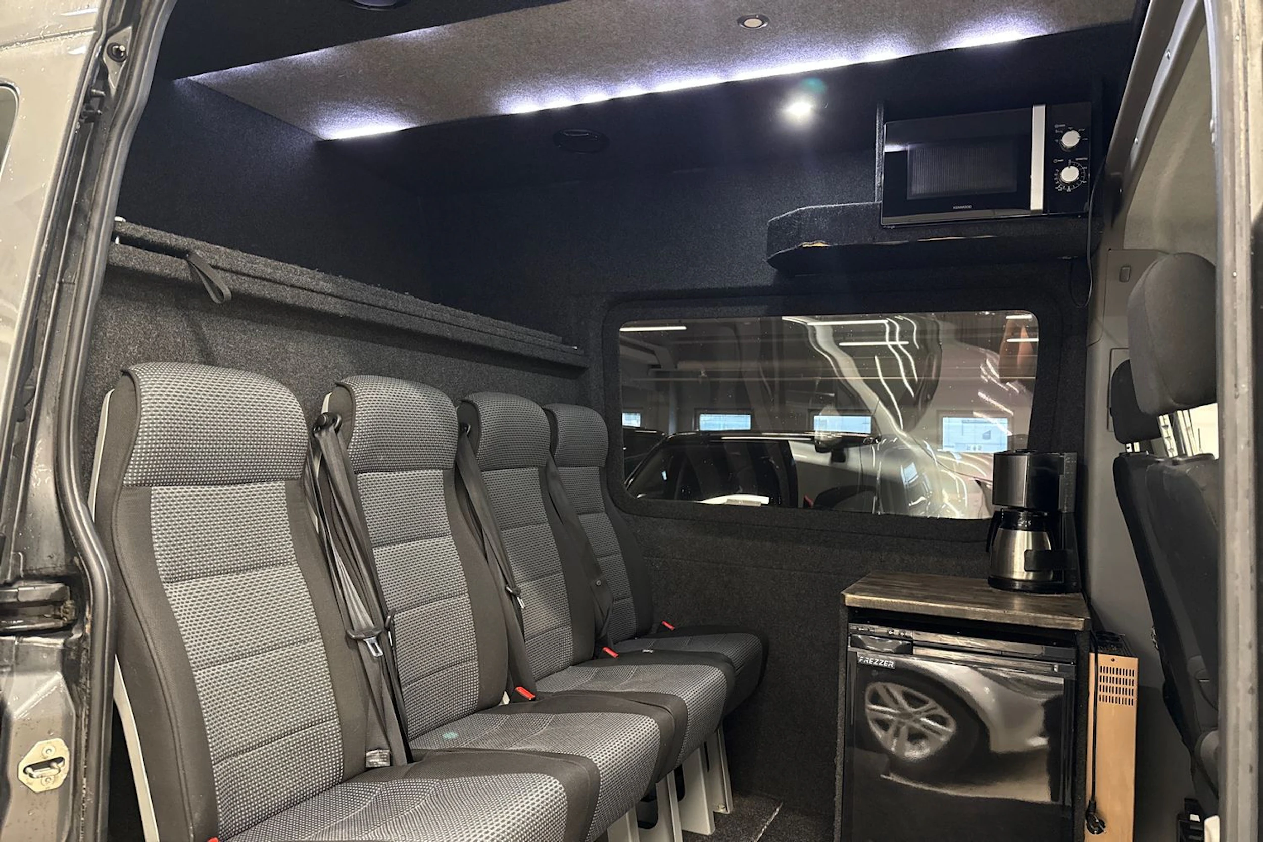 harmaa Mercedes-Benz Sprinter 2017 kuva 10.