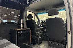harmaa Mercedes-Benz Sprinter 2017 kuva 11.