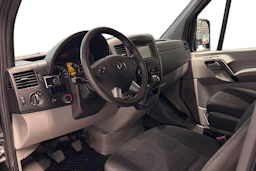 musta Mercedes-Benz Sprinter 2017 kuva 8.